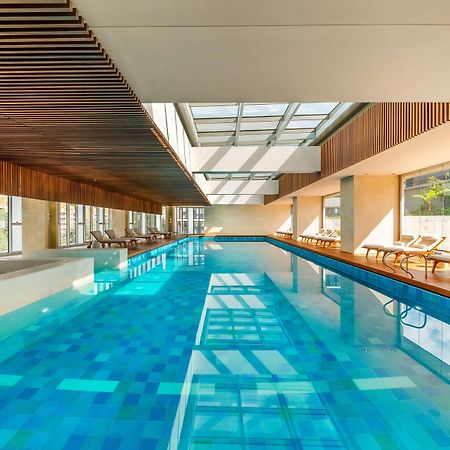 Grand Hyatt Bogota Otel Dış mekan fotoğraf The swimming pool at the hotel